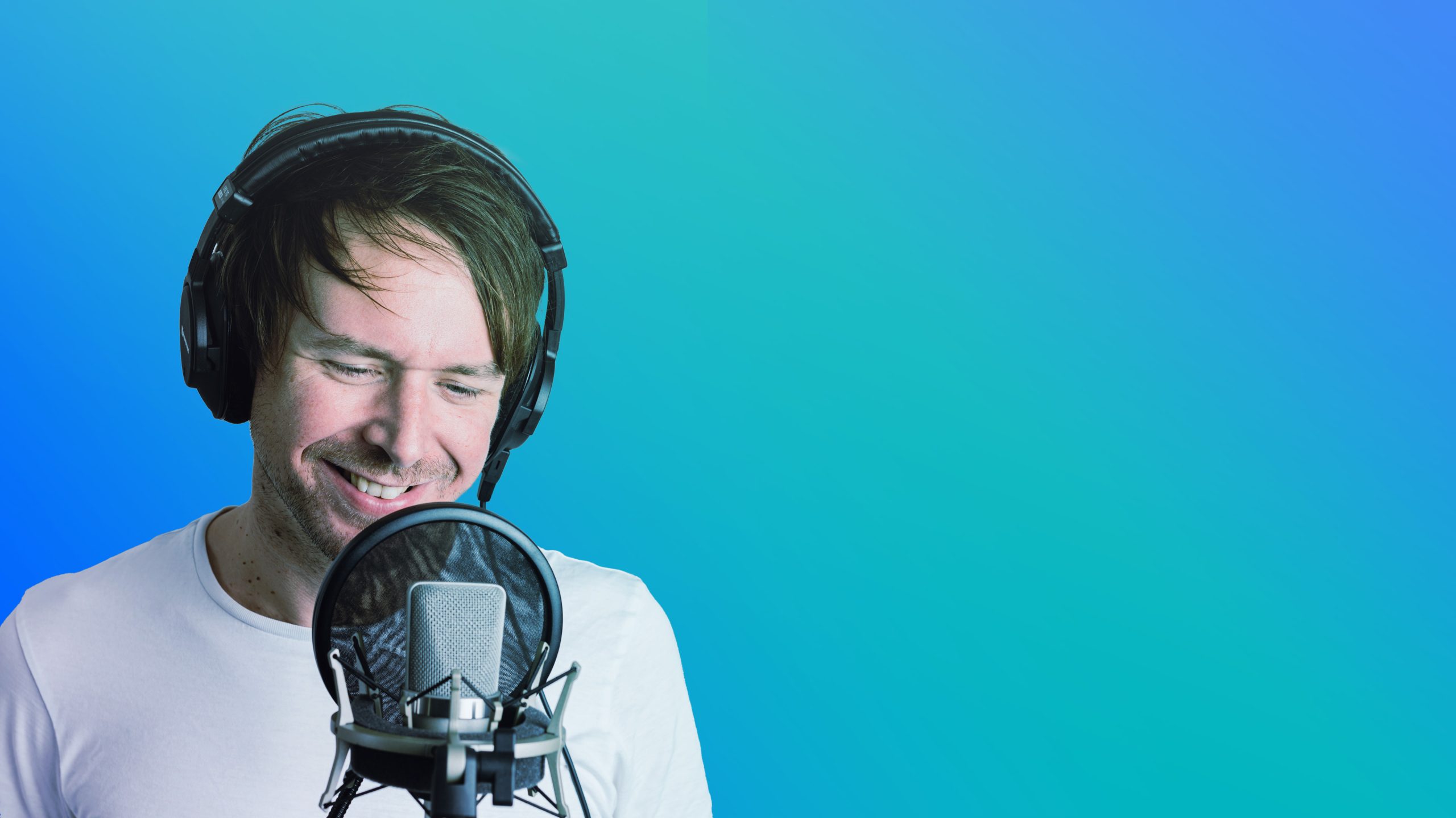 James Barton voice actor portrait
